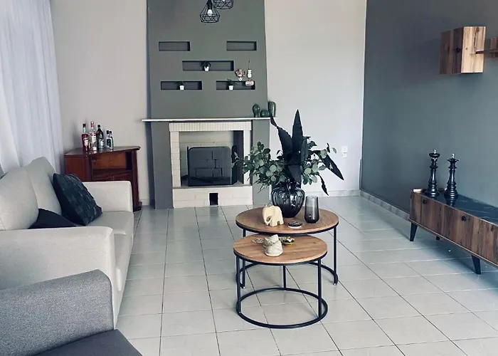 בית נופש Lali's *